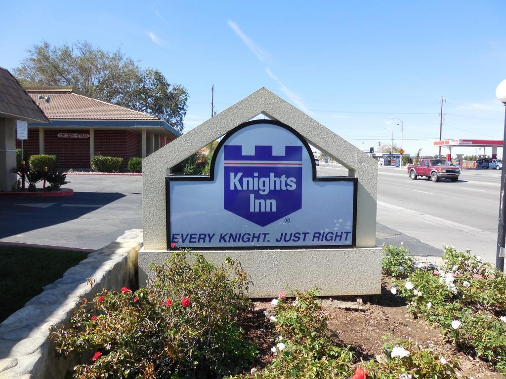 Knights Inn Palmdale Exteriör bild